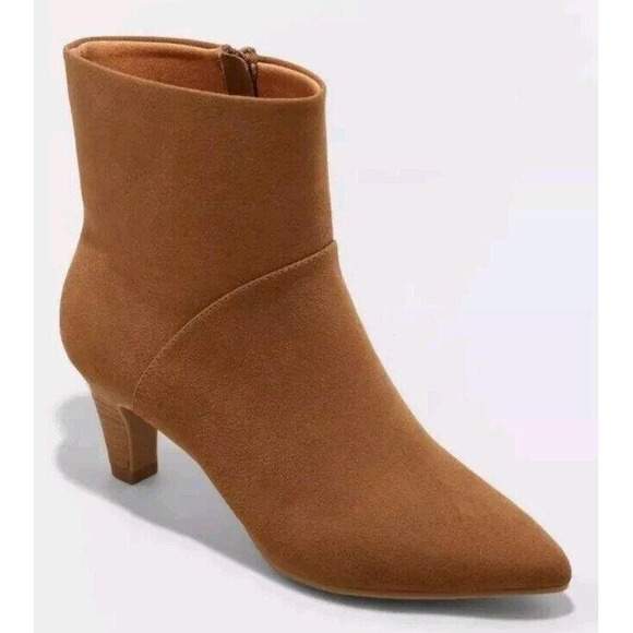 Universal Threads Boots Frances Women's size 8 Brown Ankle Booties Heel  Suede - Picture 1 of 8